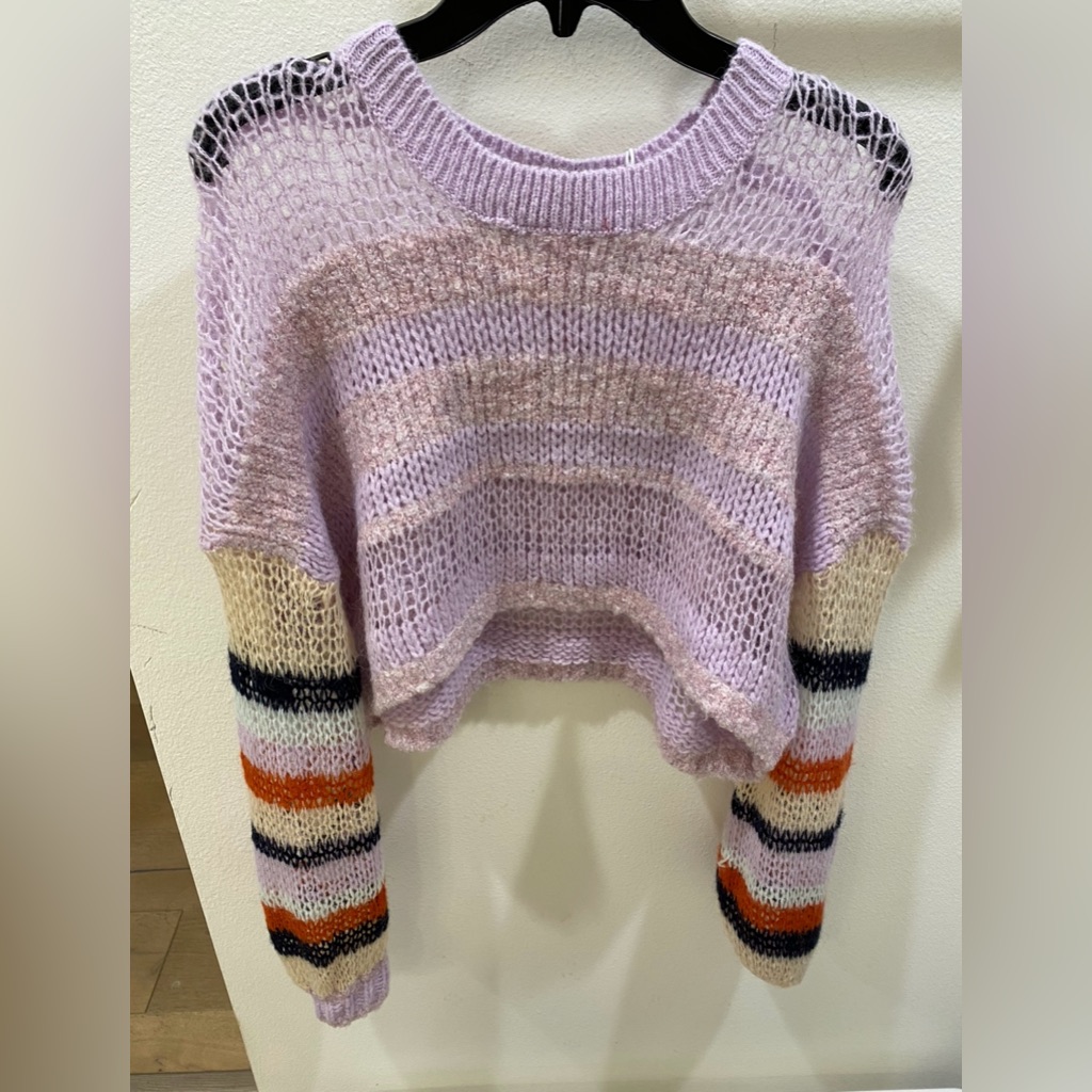 Brand New Urban Outfitters Women Crewneck Sweater Size S Retail 59